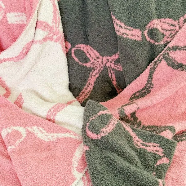 Bow Scalloped Coziest Blanket