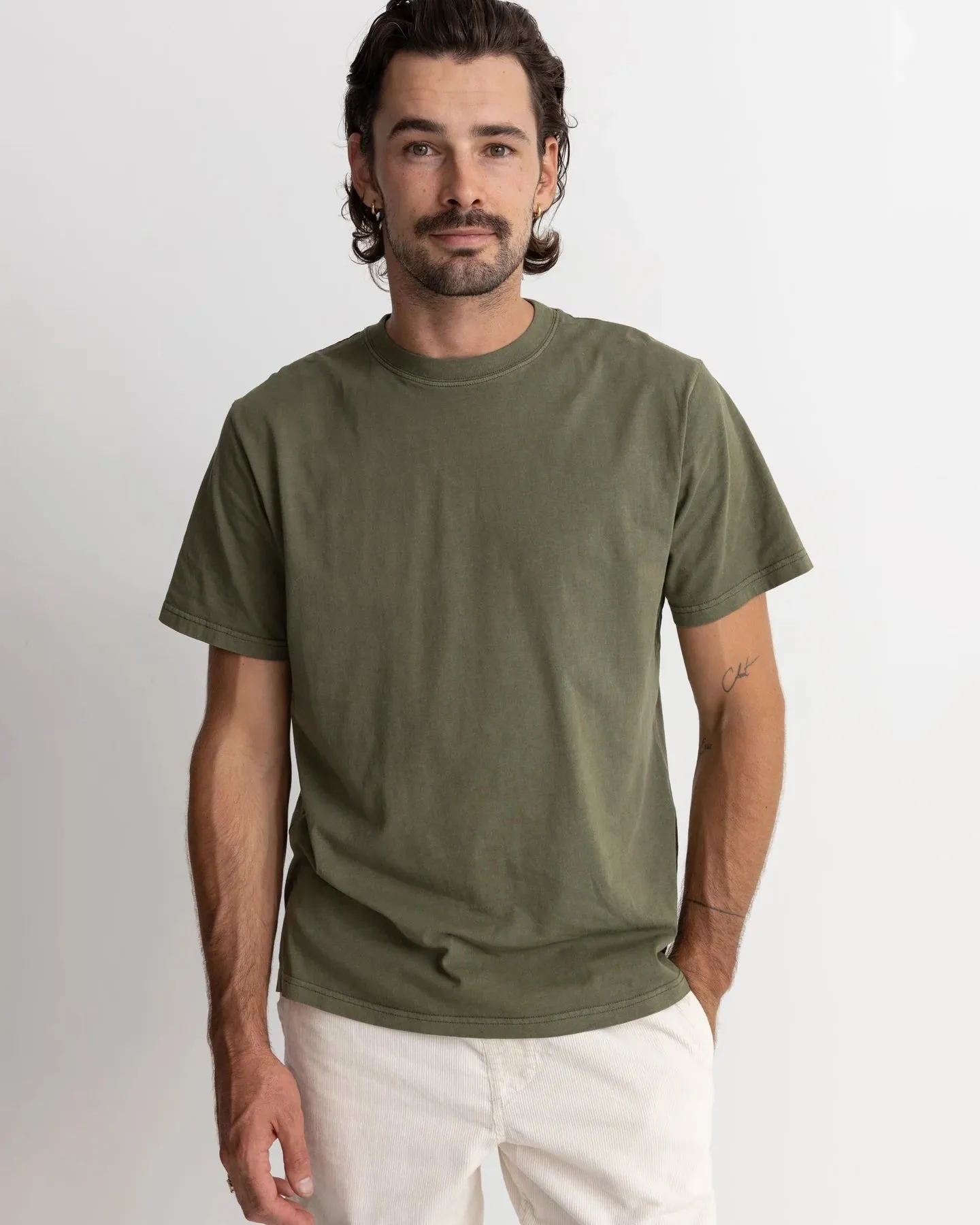 Classic Vintage T-Shirt in Olive