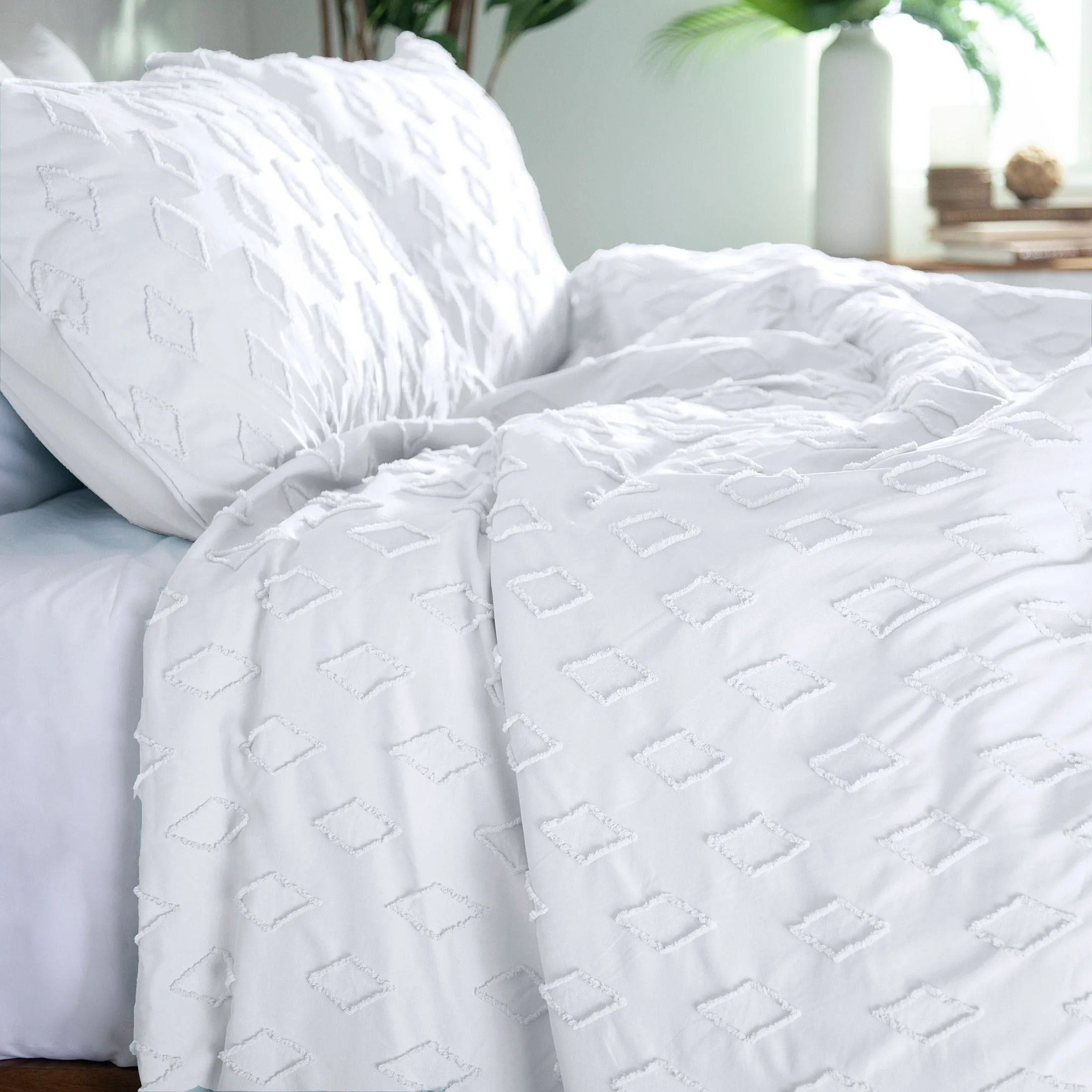 Delta Clipped Jacquard Duvet Cover Set