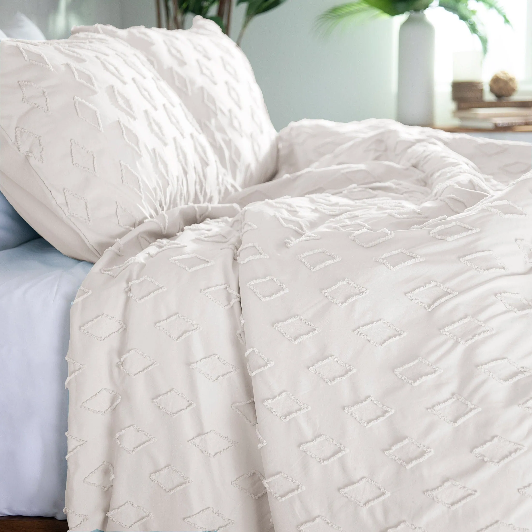 Delta Clipped Jacquard Duvet Cover Set