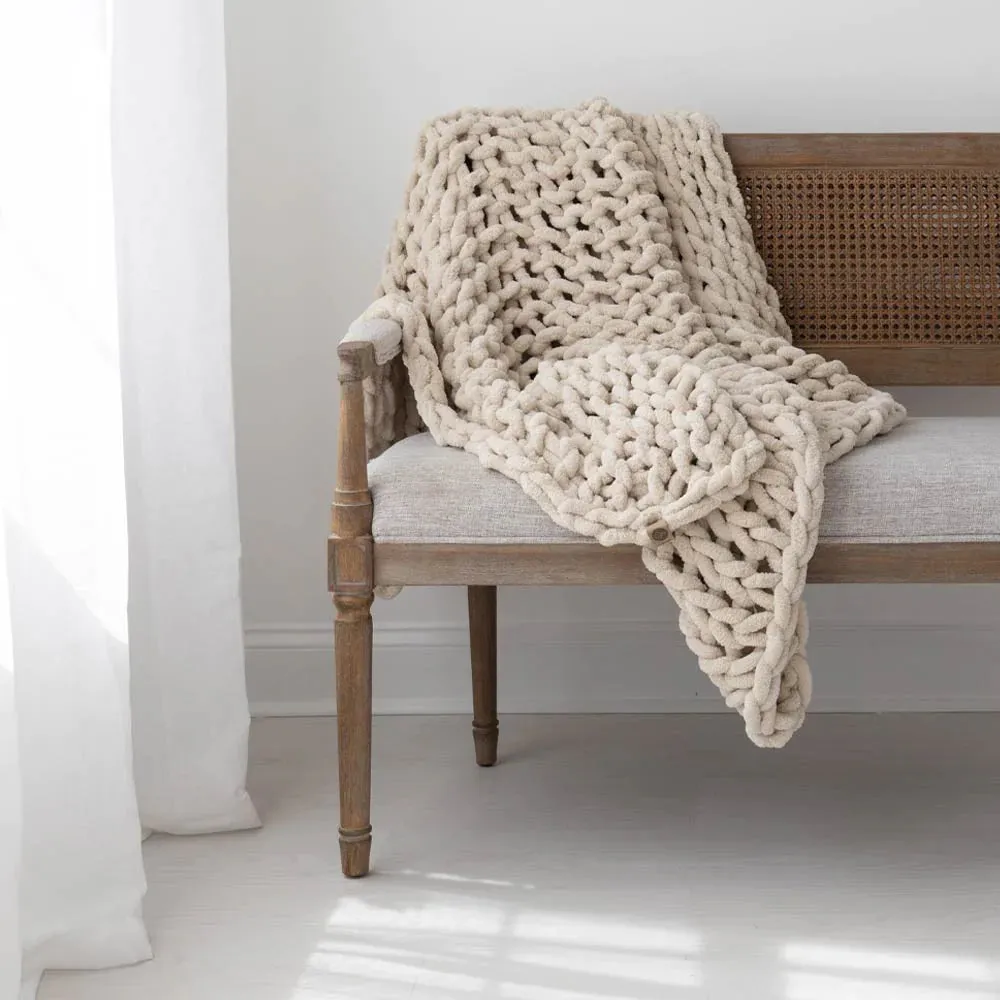 'Erla' Chenille Chunky Knit Quilt Blanket