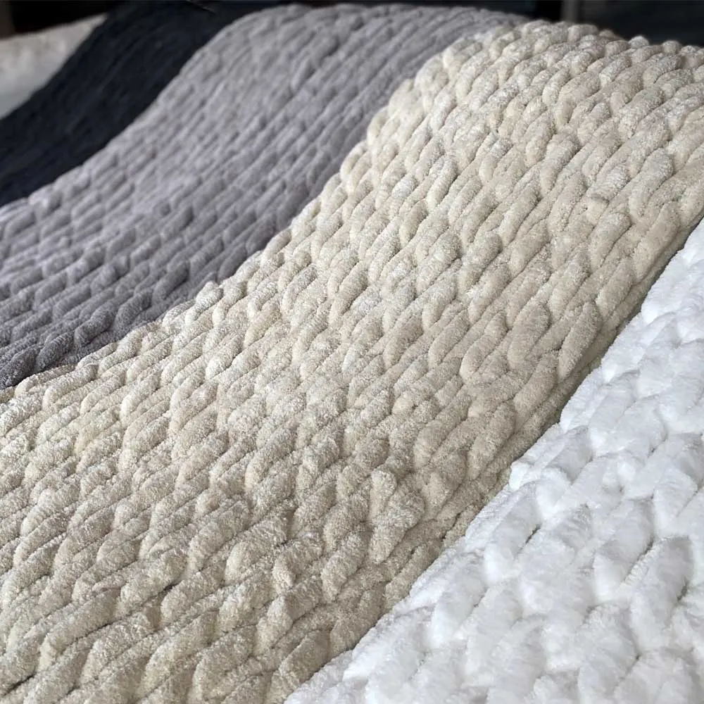 'Erla' Chenille Chunky Knit Quilt Blanket