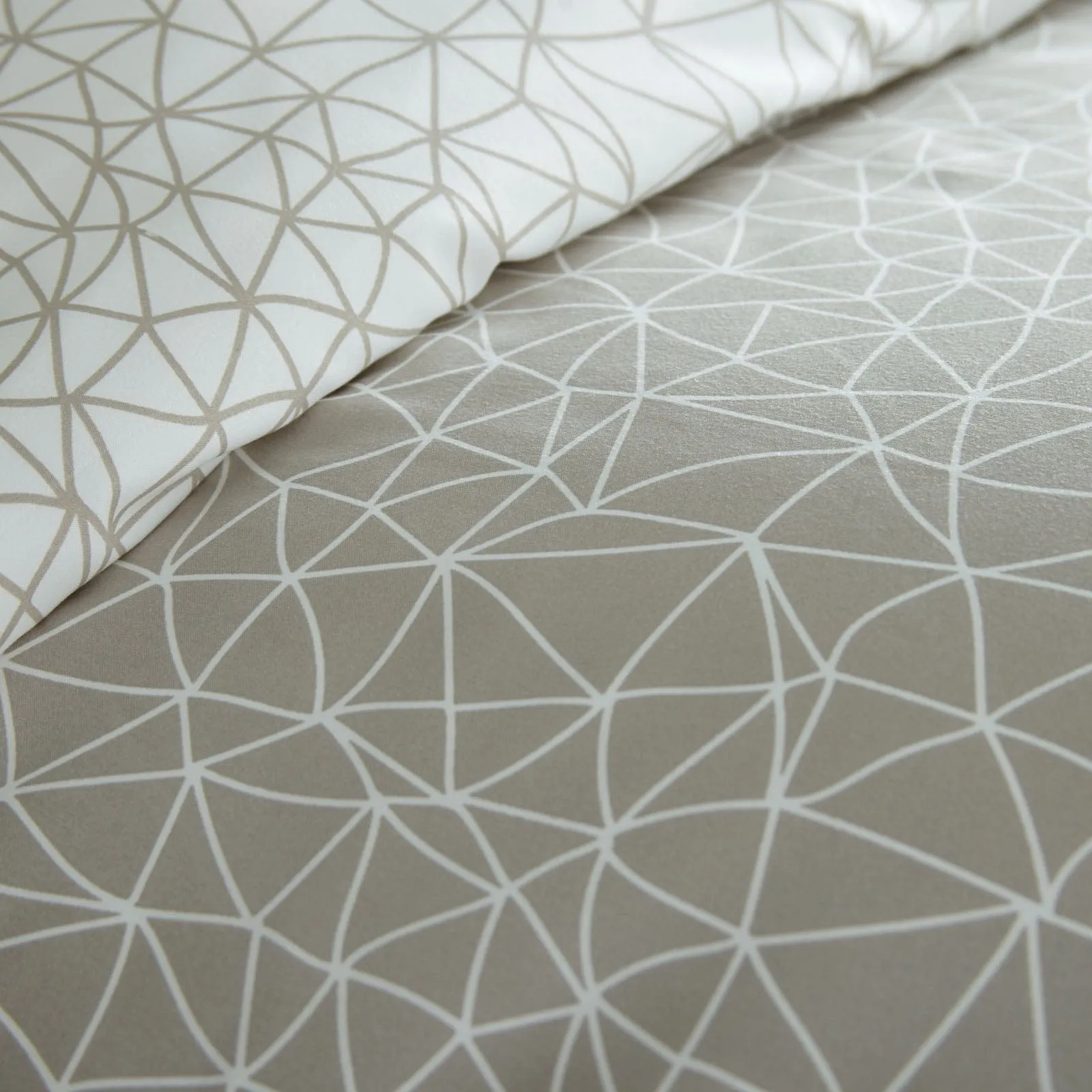 Geometric Maze Reversible Duvet Cover Set