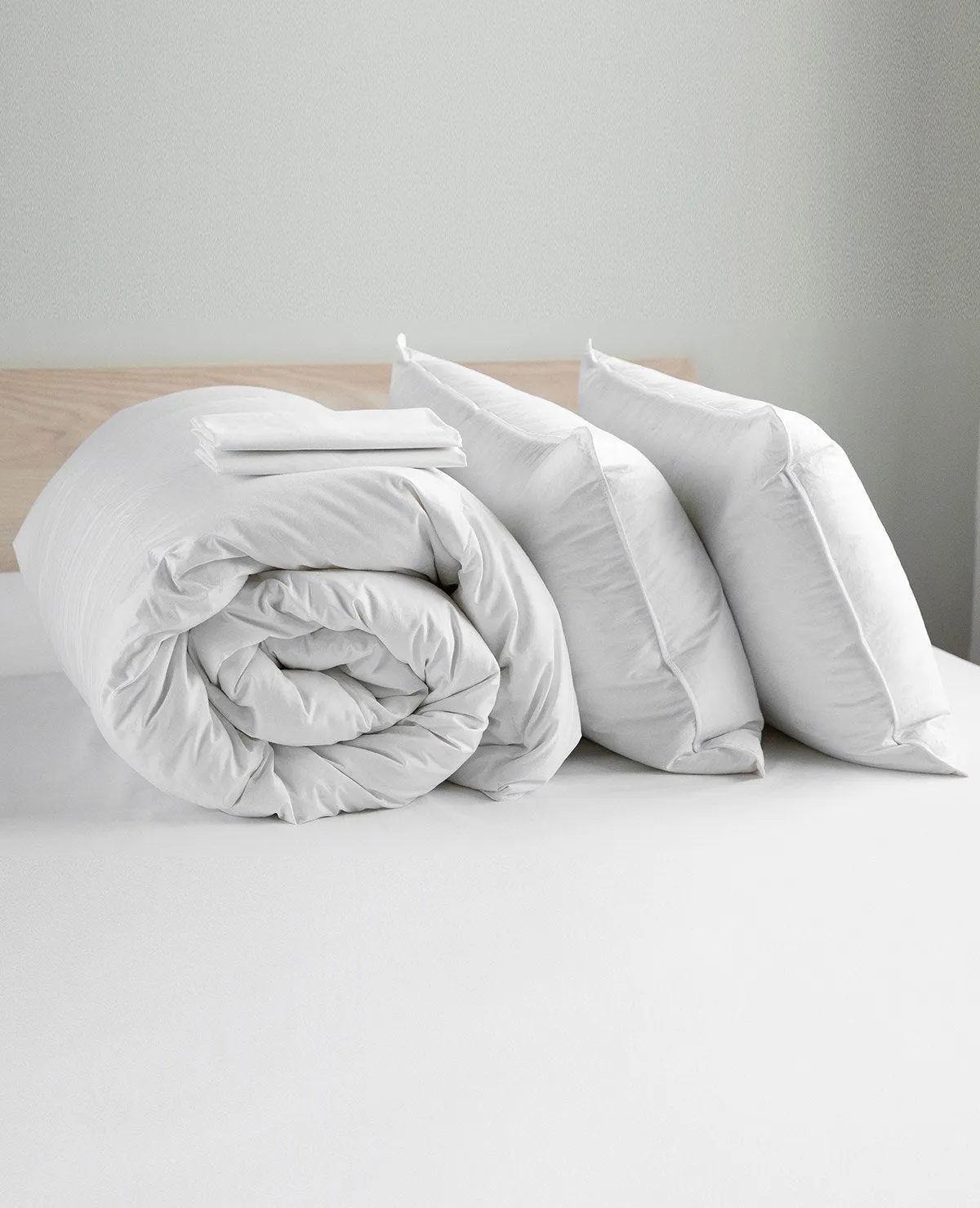 Hutterite Goose Down Pillow & Duvet Bundle (  FREE STORAGE BAG)