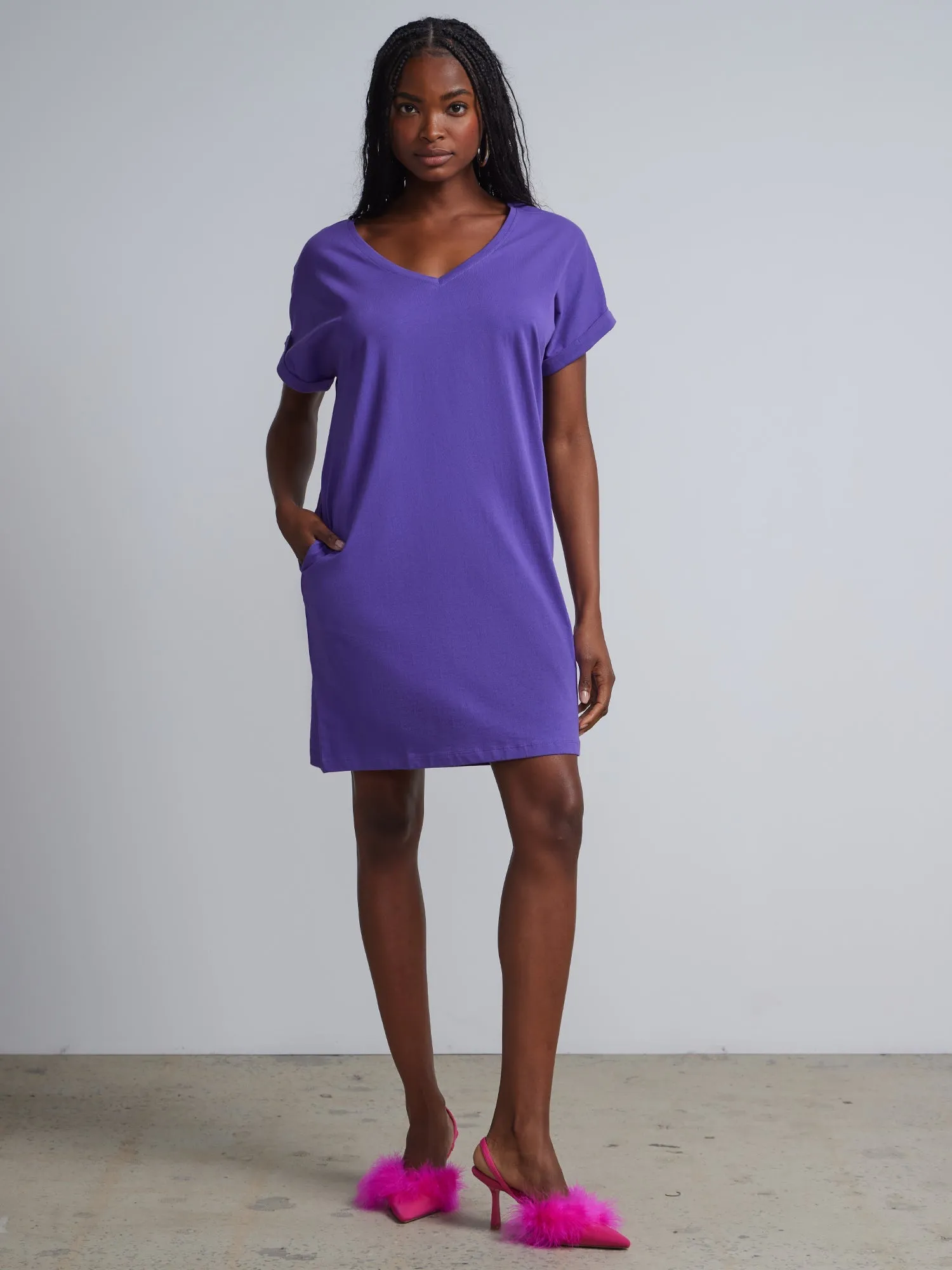 Ladies Side Pocket V-Neck Long T-shirt Shift Dress