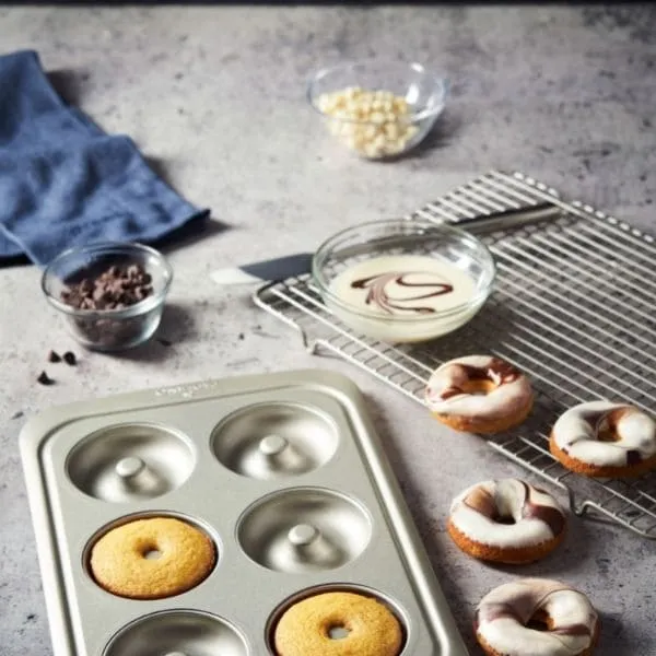 Non-Stick Cooling and Baking Rack